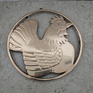 Vtg Brass Hen Trivet Footed Hot Plates Farm Kitchen Wall Decor